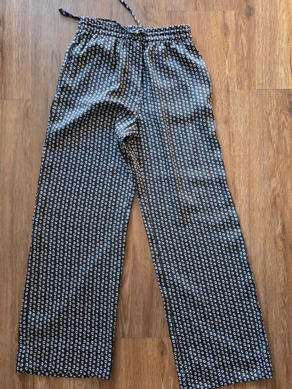 ZARA satin print pants XS black
